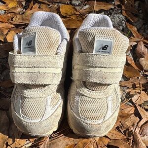 New Balance Kids Sneakers - Beige and White